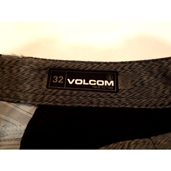 Volcom Stretch Shorts M‎ 32 Gray Chino 10" Length - Picture 4 of 4
